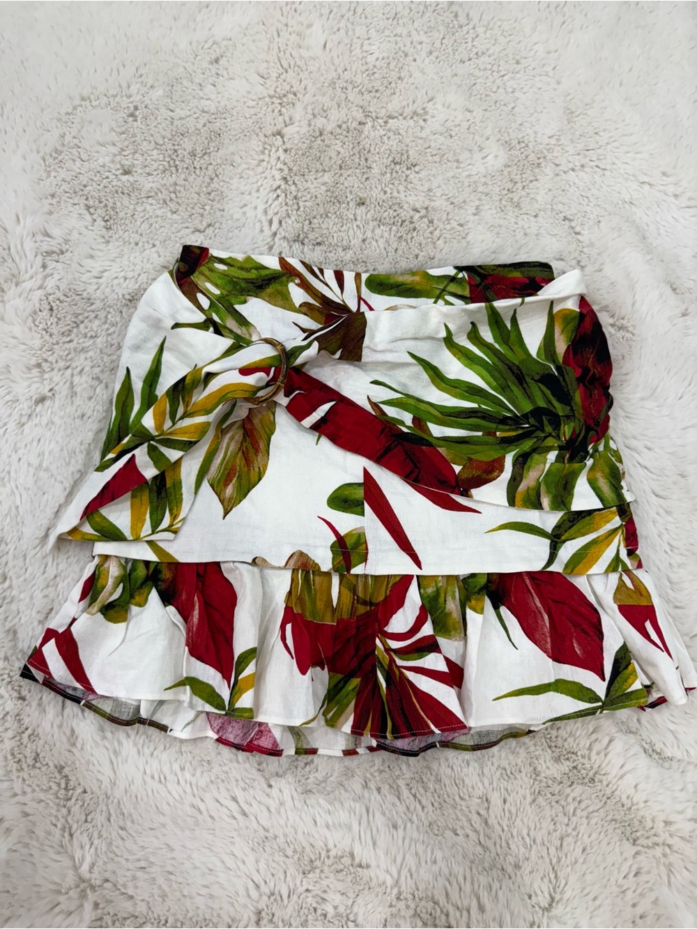 MAISON D'AMÉLIE PARIS Linen White Floral Ruffle Hem Mini Skirt